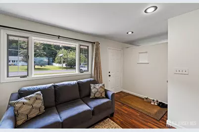 16 Stockton Road, South Brunswick Township, NJ 08824 - Photo 3