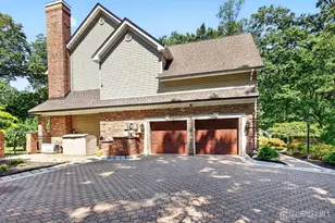 [Address not provided], Manalapan Township, NJ 07726 - Photo 45