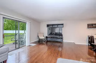 9 Wood Acres Dr, North Brunswick Township, NJ 08902 - Photo 13