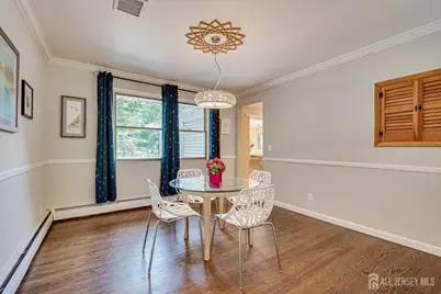 41 W Calvert Avenue, Edison, NJ 08820 - Photo 19