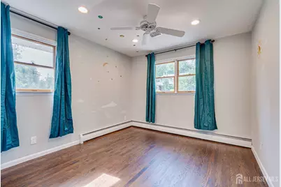 41 W Calvert Avenue, Edison, NJ 08820 - Photo 37