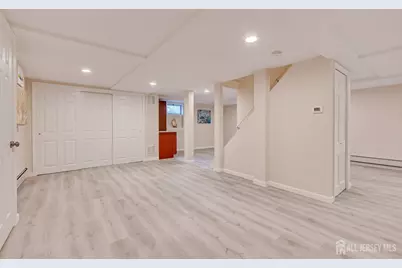 41 W Calvert Avenue, Edison, NJ 08820 - Photo 41