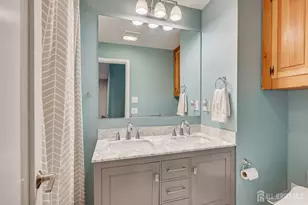 41 W Calvert Ave, Edison, NJ 08820 - Photo 33
