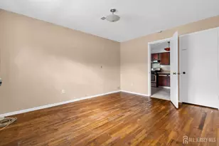 299 College Dr, Edison, NJ 08817 - Photo 11