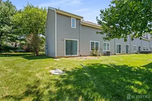 10 Starlight Ct, New Brunswick, NJ 08901 - Photo 23