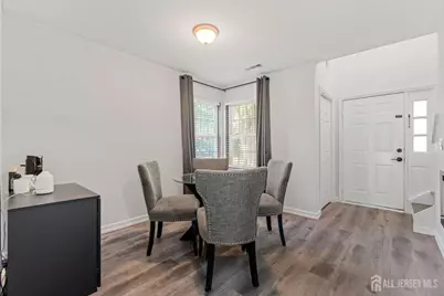 10 Starlight Court, New Brunswick, NJ 08901 - Photo 3