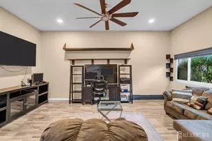13 Lake Ave, East Brunswick Township, NJ 08816 - Photo 9