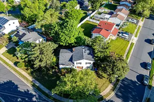 31 Rieder Rd, Edison, NJ 08817 - Photo 5