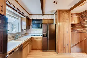 31 Rieder Rd, Edison, NJ 08817 - Photo 15