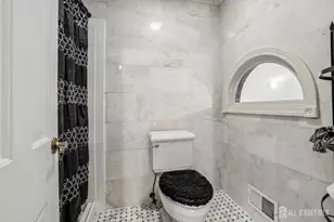 827 Holmdel Rd, Holmdel, NJ 07733 - Photo 19