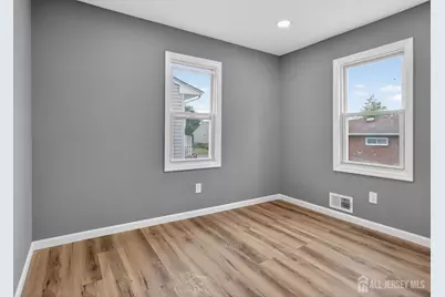 16 Gordon Street, Aberdeen Township, NJ 07721 - Photo 17