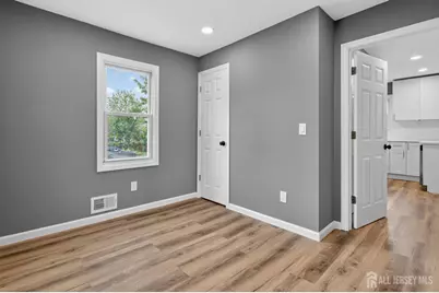 16 Gordon Street, Aberdeen Township, NJ 07721 - Photo 13