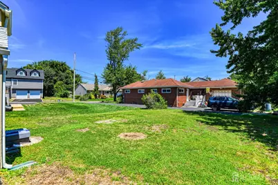 16 Gordon Street, Aberdeen Township, NJ 07721 - Photo 51
