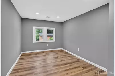 16 Gordon Street, Aberdeen Township, NJ 07721 - Photo 31