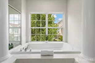3002 Kapalua Ct, Freehold, NJ 07728 - Photo 19