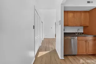 204 C Sierra Ct, Woodbridge Township, NJ 07095 - Photo 7
