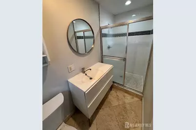1038 Kingslalnd Lane, Fort Lee, NJ 07024 - Photo 17
