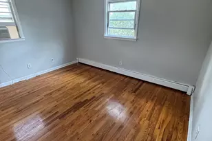 1038 Kingslalnd Ln, Fort Lee, NJ 07024 - Photo 13