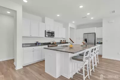 731 Station Road, Dunellen, NJ 08812 - Photo 5