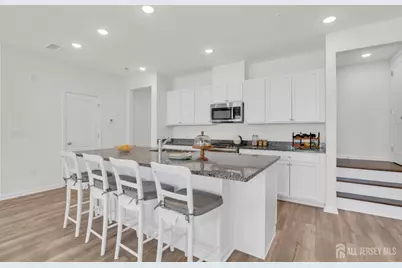 731 Station Road, Dunellen, NJ 08812 - Photo 7