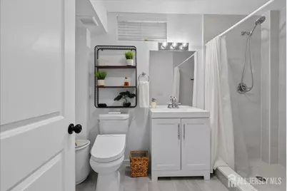 [Address not provided], Kenilworth, NJ 07033 - Photo 37