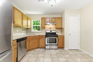 141 Forest Dr, Piscataway Township, NJ 08854 - Photo 7