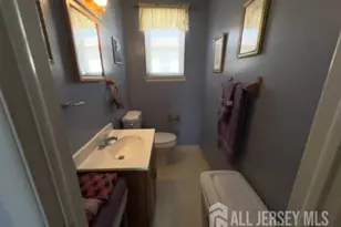 21 Florence Tollgate Pl, Florence, NJ 08518 - Photo 11