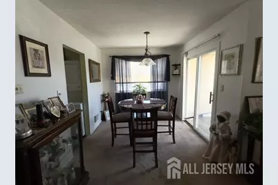 21 Florence Tollgate Place, Florence, NJ 08518 - Photo 5