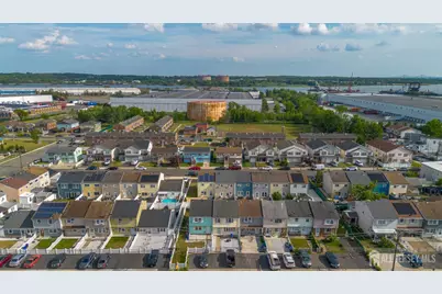 30-30 Warren Street, Carteret, NJ 07008 - Photo 21
