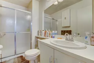 380 Lancaster Ct, Piscataway Township, NJ 08854 - Photo 13