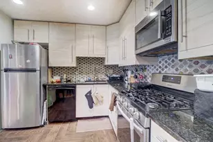 380 Lancaster Ct, Piscataway Township, NJ 08854 - Photo 7