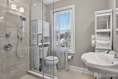 67 Nichol Avenue, New Brunswick, NJ 08901 - Photo 21