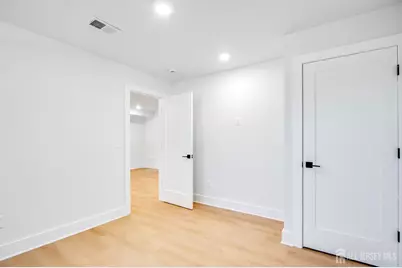 304 College Drive, Edison, NJ 08817 - Photo 13