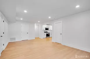 304 College Dr, Edison, NJ 08817 - Photo 5