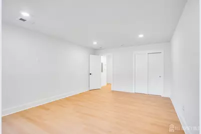 304 College Drive, Edison, NJ 08817 - Photo 17