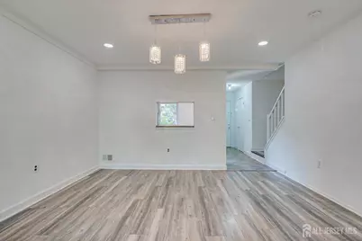 5 Pear Tree Lane, Franklin Township, NJ 08823 - Photo 15