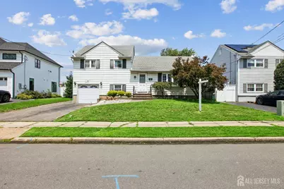 35 Heathcote Avenue, Edison, NJ 08817 - Photo 1