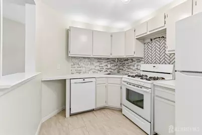 4 Chelsea Drive, Piscataway Township, NJ 08854 - Photo 7