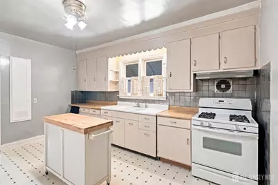 19 Pulawski Avenue, South River, NJ 08882 - Photo 9