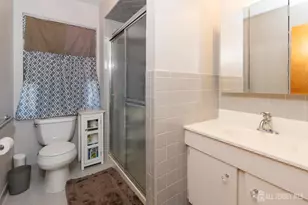 51 Aspen Dr, North Brunswick Township, NJ 08902 - Photo 9