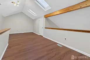 94 Beverly Hl Ter, Woodbridge Township, NJ 07095 - Photo 25
