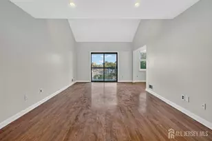 94 Beverly Hl Ter, Woodbridge Township, NJ 07095 - Photo 19