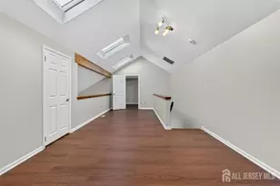 94 Beverly Hl Ter, Woodbridge Township, NJ 07095 - Photo 21