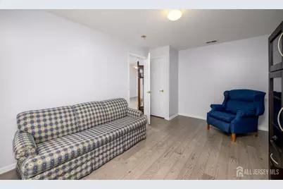 177 Liddle Avenue, Edison, NJ 08837 - Photo 11
