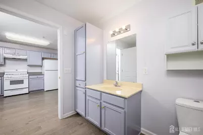 177 Liddle Avenue, Edison, NJ 08837 - Photo 9