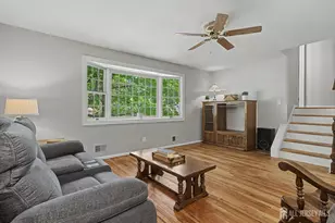 287 Crestwood Dr, Milltown, NJ 08850 - Photo 3