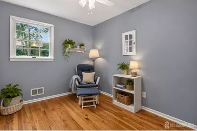 287 Crestwood Drive, Milltown, NJ 08850 - Photo 15