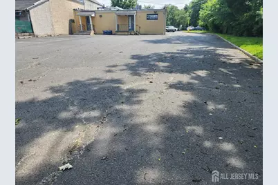 241 W Union Avenue, Bound Brook, NJ 08805 - Photo 5
