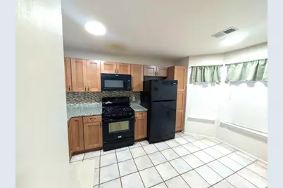 2010 Sandlewood Court, South Brunswick Township, NJ 08852 - Photo 11