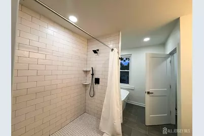 438 Lawrence Street, Burlington City, NJ 08016 - Photo 7